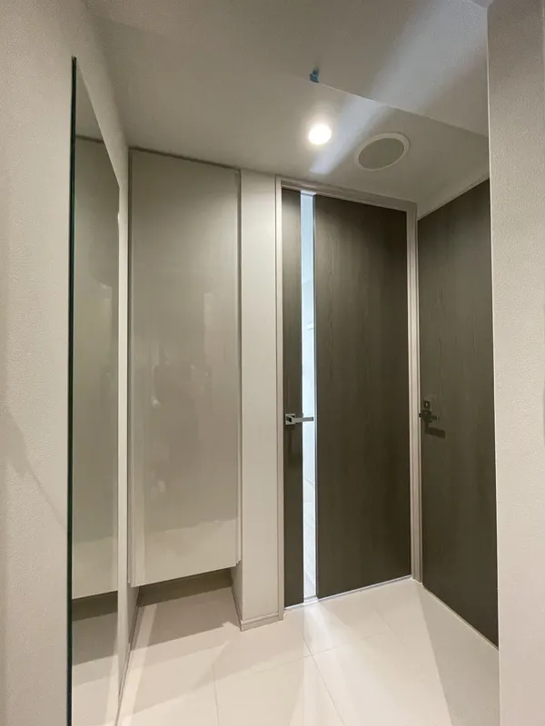 Milia Residence Ryogoku II - Interior - ["Wall", "Flooring", "Floor"]