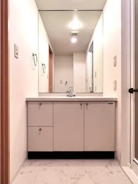 SS.FLAT Kagurazaka South - Interior - ["Flooring", "Floor", "Interior design"]