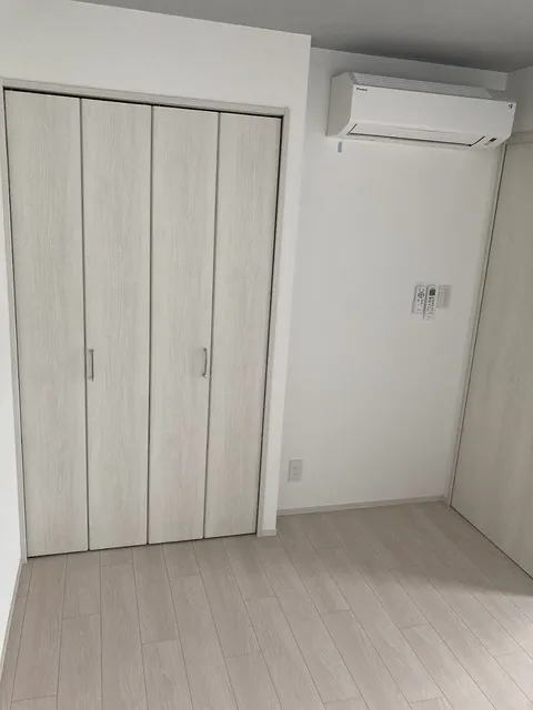 STRIPES Gotokuji - Interior - ["Wood", "Flooring", "Floor"]
