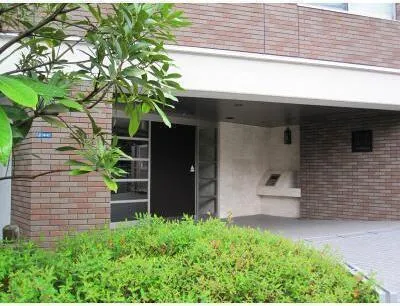 Park Axis Roppongi Hinokicho Koen - Exterior - Building entrance / Autolock
