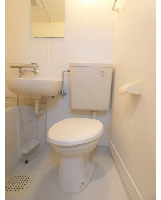 Wilterrace Nishi-Ikebukuro - Interior - ["Toilet seat", "Bathroom", "Plumbing fixture"]