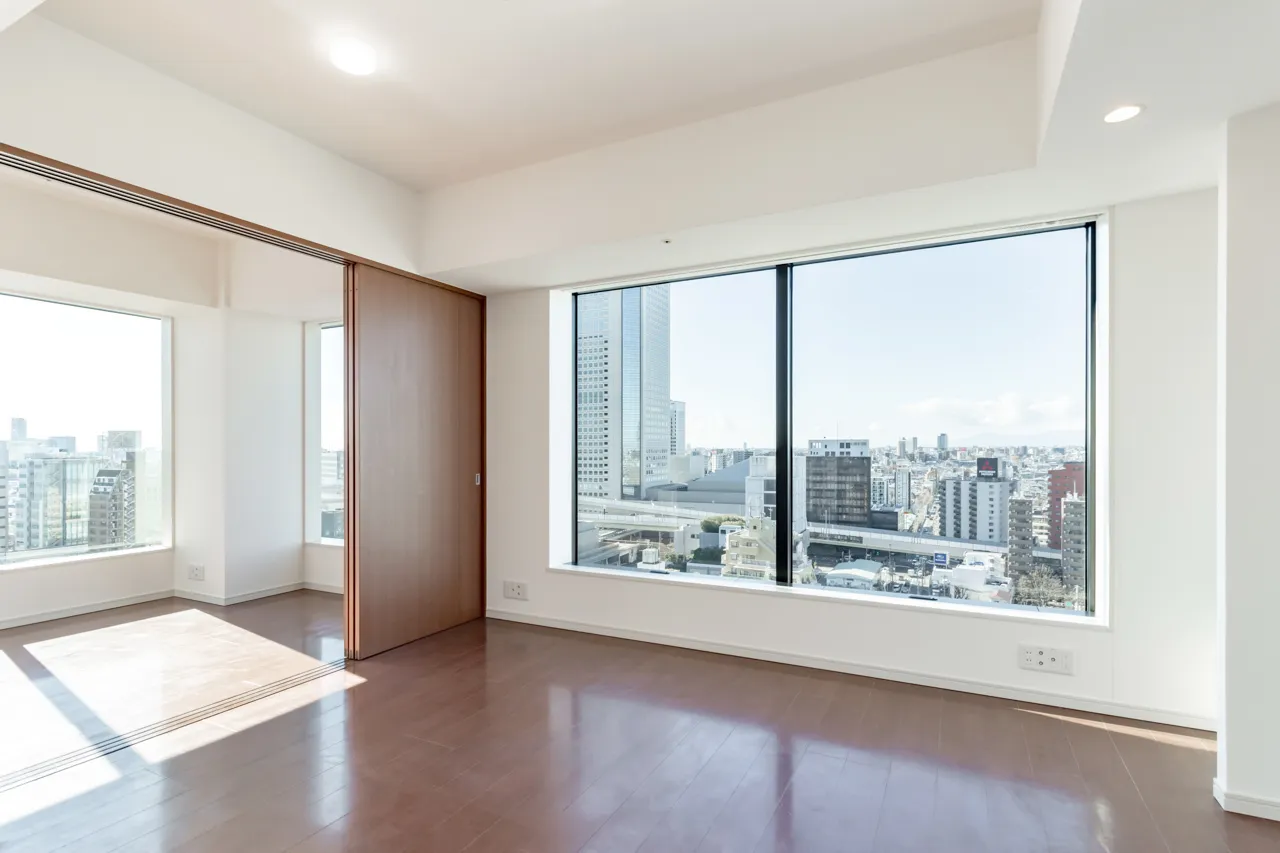 Platine Shinjuku Shintoshin - Interior - ["Apartment", "Wood flooring", "Living room"]