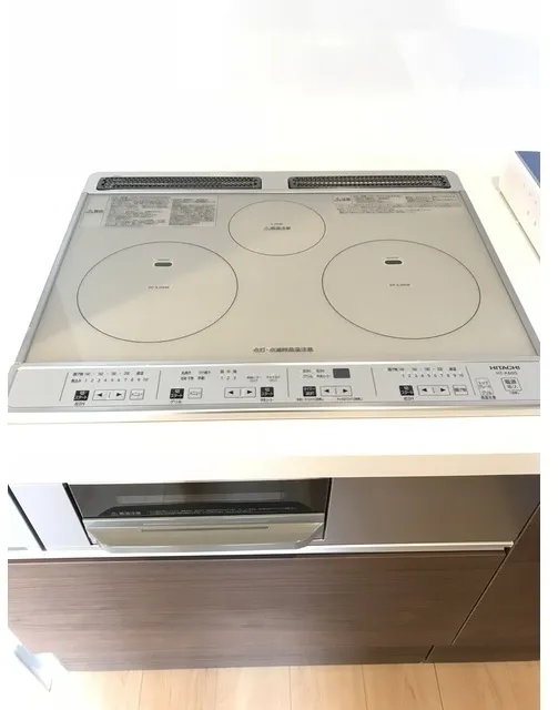 Abitation - Interior - ["Major appliance", "Electronic device", "Home appliance"]