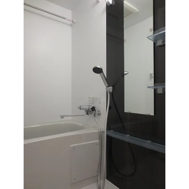 Lacras Hatagaya - Interior - ["Plumbing fixture", "Fixture", "Tap"]