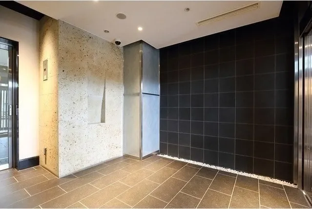 Comforia Kasuga Tomisaka - Exterior - ["Property", "Tile", "Ceiling"]