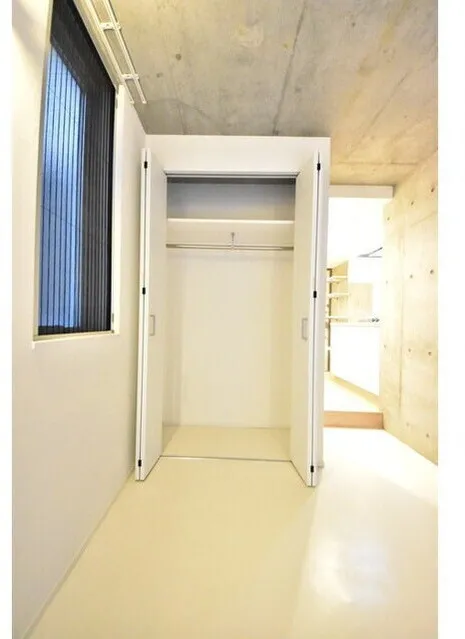 Tiger Ebara Nakanobu - Interior - ["Flooring", "Wood", "Floor"]