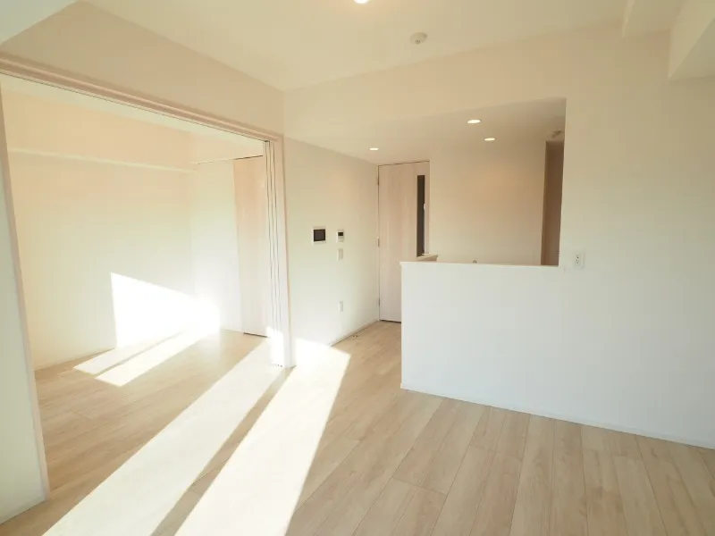Prince Due Kamiya - Interior - ["Flooring", "Floor", "Wood"]
