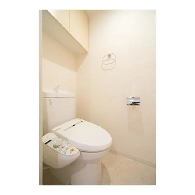 MM Garden - Interior - ["Property", "Bathroom", "Toilet seat"]