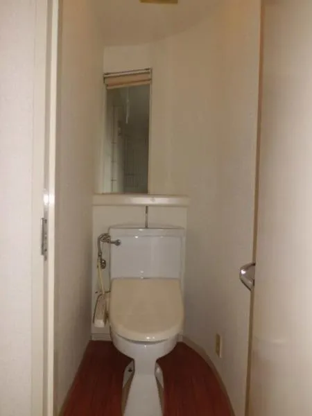 Ochiai Music Heim - Interior - ["Toilet seat", "Toilet", "Bathroom"]