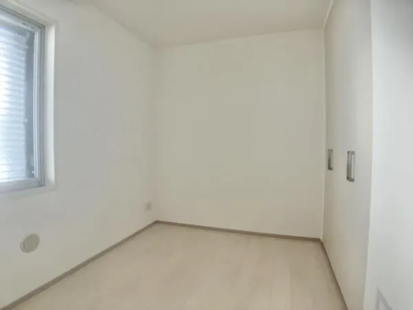 Brillia Mare Ariake Tower & Garden - Interior - ["Flooring", "Floor", "Wall"]