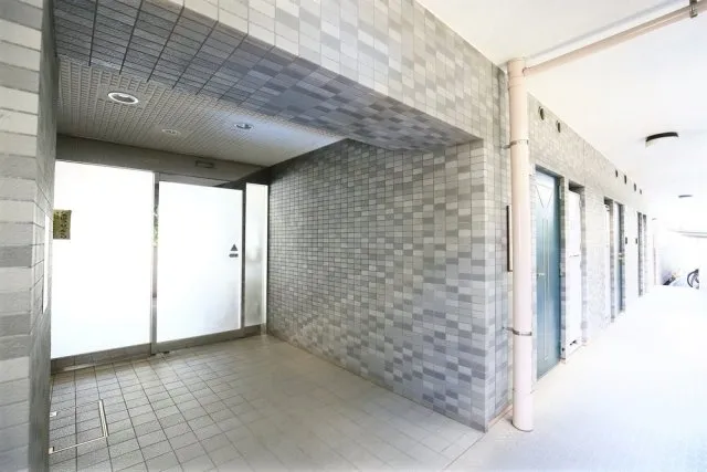 Maison De Ville Ogikubo - Exterior - ["Wall", "Flooring", "Floor"]
