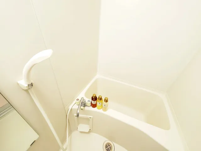 Maison De Ville Meguro - Interior - ["Plumbing fixture", "Bathroom", "Flooring"]