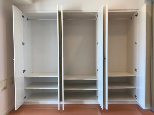 Brillia Ist Sangenjaya Blossom Terrace - Interior - ["Building", "Fixture", "Wood"]