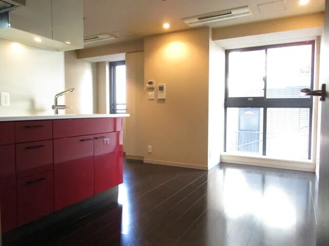 Park Habio Sutengumae - Interior - ["Cabinetry", "Property", "Countertop"]