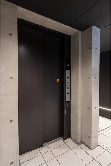 Well Square Shinjuku Toyama - Other - ["Door", "Home Door", "Glass"]