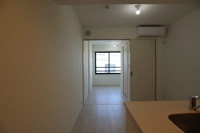 Atrio Flats Nakano - Interior - ["Building", "Fixture", "Table"]
