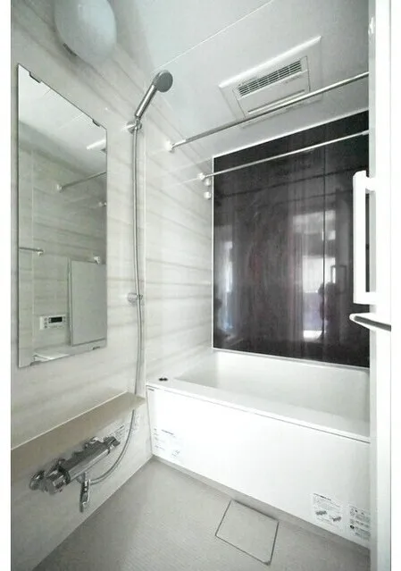 Stylio Nakanobu Station - Interior - ["Mirror", "Property", "Building"]