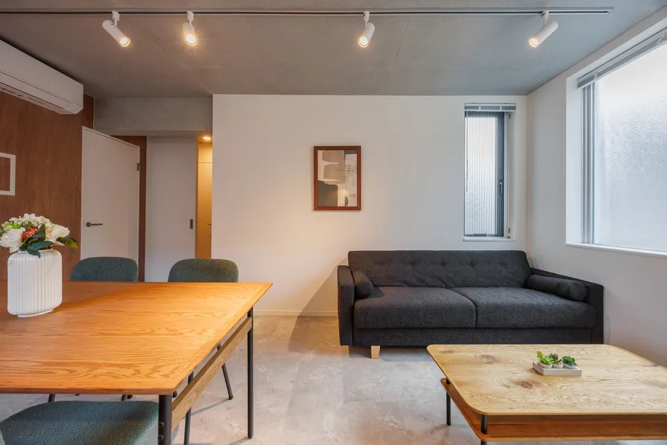 Hmlet Bunkyo Korakuen - Interior - ["Furniture", "Interior design", "Wall"]