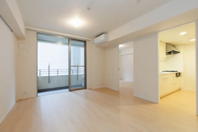 Park Axis  Akasaka Tangozaka - Interior - ["Building", "Window", "Fixture"]