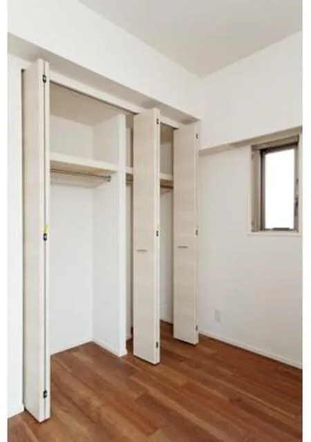 Revista Shirokane-Takanawa - Interior - ["Wood", "Flooring", "Floor"]
