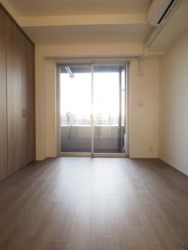 Residia Tower Kamiikebukuro (Tower Building) - Interior - ["Flooring", "Floor", "Wood flooring"]