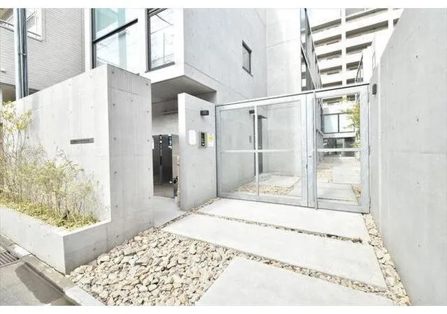 Square Court Waseda - Exterior - ["Steel", "Aluminium"]