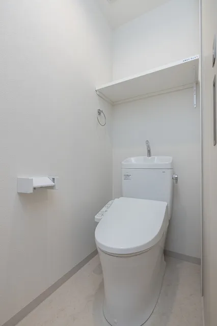 Stellar Terrace - Interior - ["Toilet seat", "Toilet", "Plumbing fixture"]