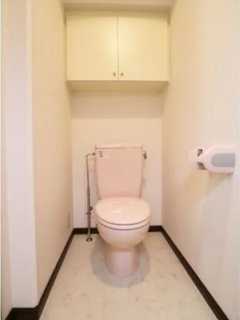 Asahi Mansion Shirokane Dori - Interior - ["Toilet seat", "Property", "Toilet"]