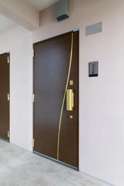 Estrellita Shinjuku Ochiai - Interior - ["Door", "Vehicle door", "Wall"]