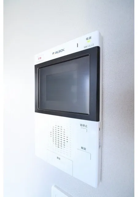 La Douceur Sugamo East - Interior - ["Electronic device", "Display device", "Electronics"]