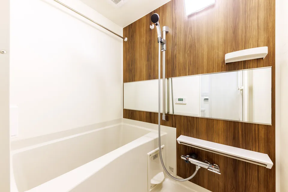 Hmlet Higashi Nakano - Interior - ["Flooring", "Bathroom", "Plumbing fixture"]
