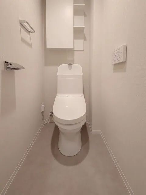 Brookside Residence Kiba - Interior - ["Toilet seat", "Flooring", "Toilet"]