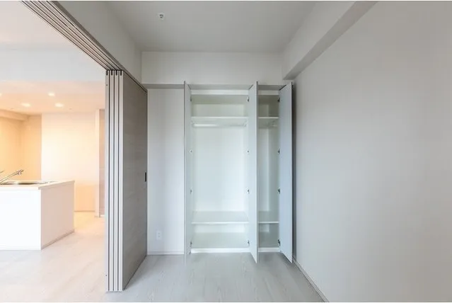 Demes Kiba - Interior - ["Building", "Fixture", "Interior design"]