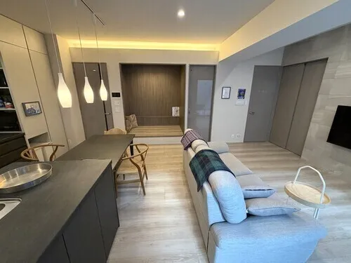 Ferris Court Jiyugaoka - Design - ["Interior design", "Flooring", "Furniture"]