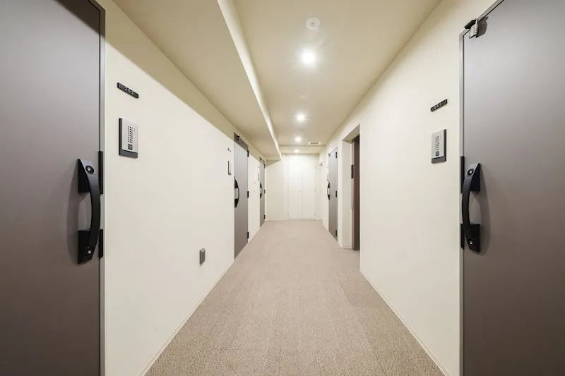 Due Iriya I - Interior - Inner corridor