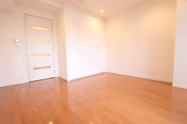 Prime Urban Ikebukuro - Interior - ["Wood flooring", "Floor", "Flooring"]