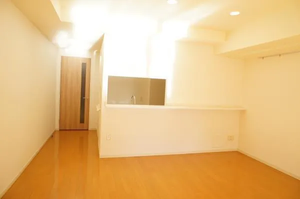Brillia Ist Sangenjaya Ivy Terrace - Interior - ["Property", "Fixture", "Hall"]