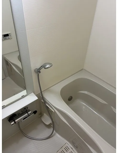 La Belle Mitsukoshi - Interior - ["Plumbing fixture", "Flooring", "Floor"]