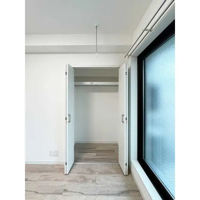 Well Square Ism Kamikitazawa - Interior - ["Building", "Fixture", "Wood"]