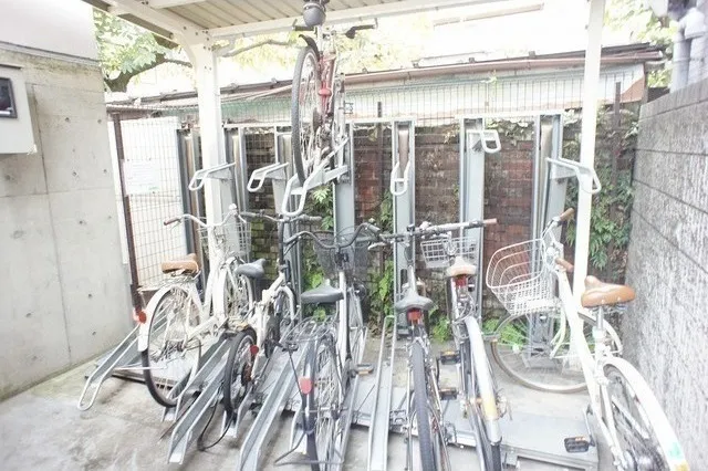 RUELLE Jingumae - Other - ["Bicycle", "Wheel", "Tire"]