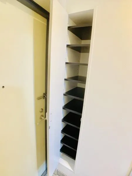 La Flats - Interior - ["Stairs", "Room", "Furniture"]