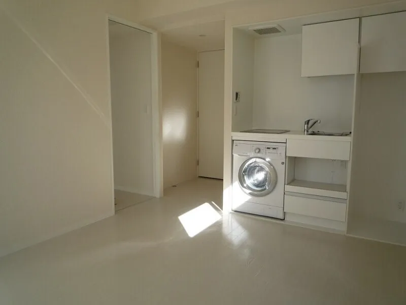 RESIDIA Ikebukuro West - Interior - ["Flooring", "Floor", "Interior design"]