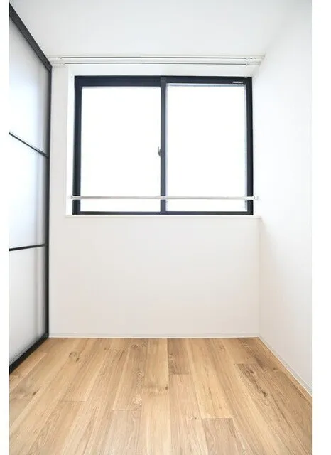 False Class Takadanobaba - Interior - ["Wood flooring", "Flooring", "Floor"]