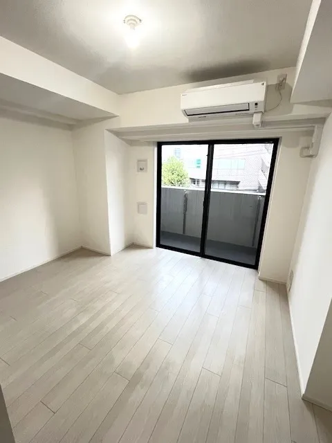 Residia Shirokane Takanawa - Interior - ["Flooring", "Floor", "Wood flooring"]