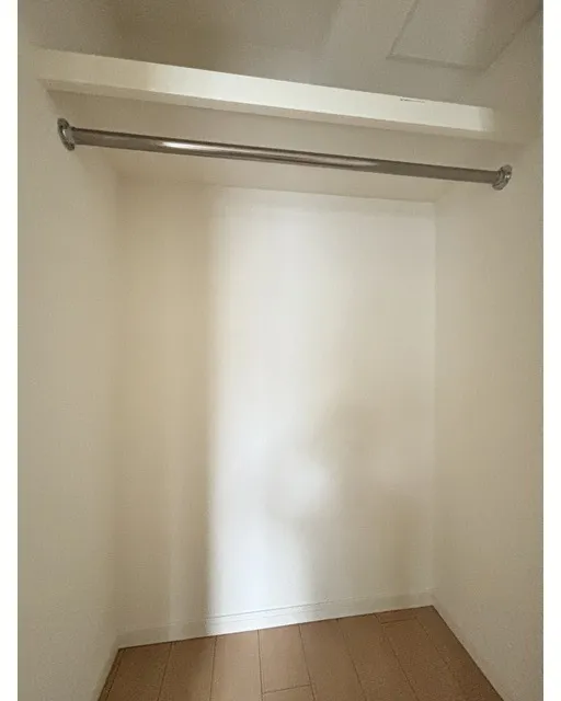 Casa Misakicho - Interior - ["Ceiling", "Pipe"]