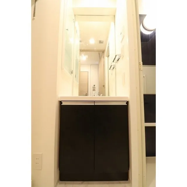 HF Yahiro Residence - Interior - ["Property", "Door", "Room"]