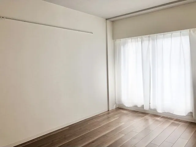 NTPR Residence Oimachi - Interior - ["Building", "Rectangle", "Wood"]