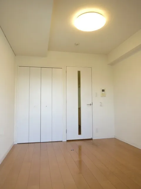 Live Court Otorii - Interior - ["Flooring", "Floor", "Wall"]