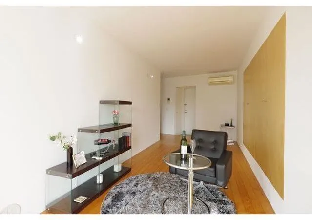 Treform - Interior - ["Building", "Furniture", "Table"]
