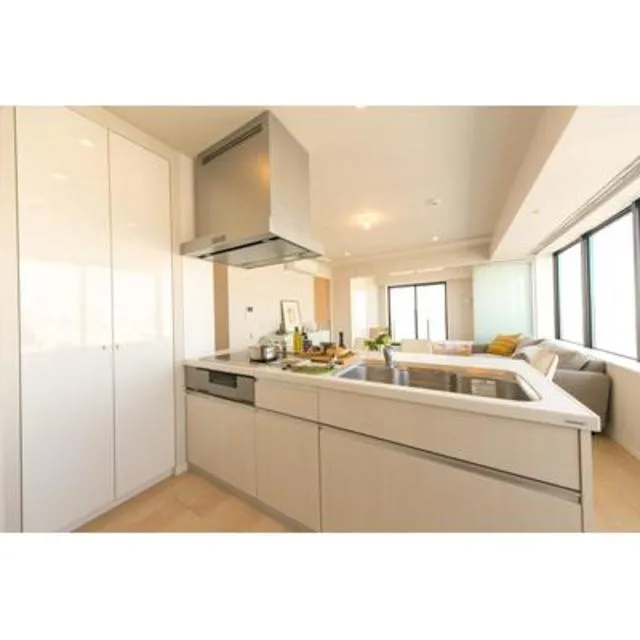 Merukumaru Keio Sasazuka Residence - Interior - ["Property", "Furniture", "Room"]